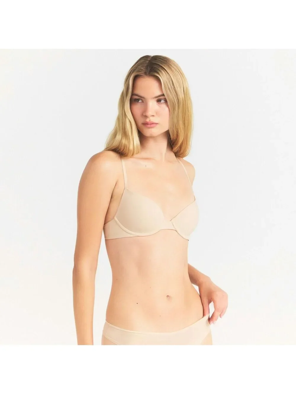 SKIMS NWT Fits Everybody T-Shirt Bra - Size 34H - Picture 3 of 5